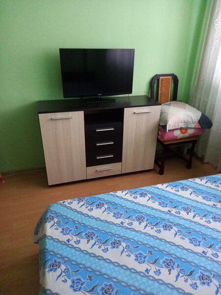 Doamna singura inchiriez o camera din 3